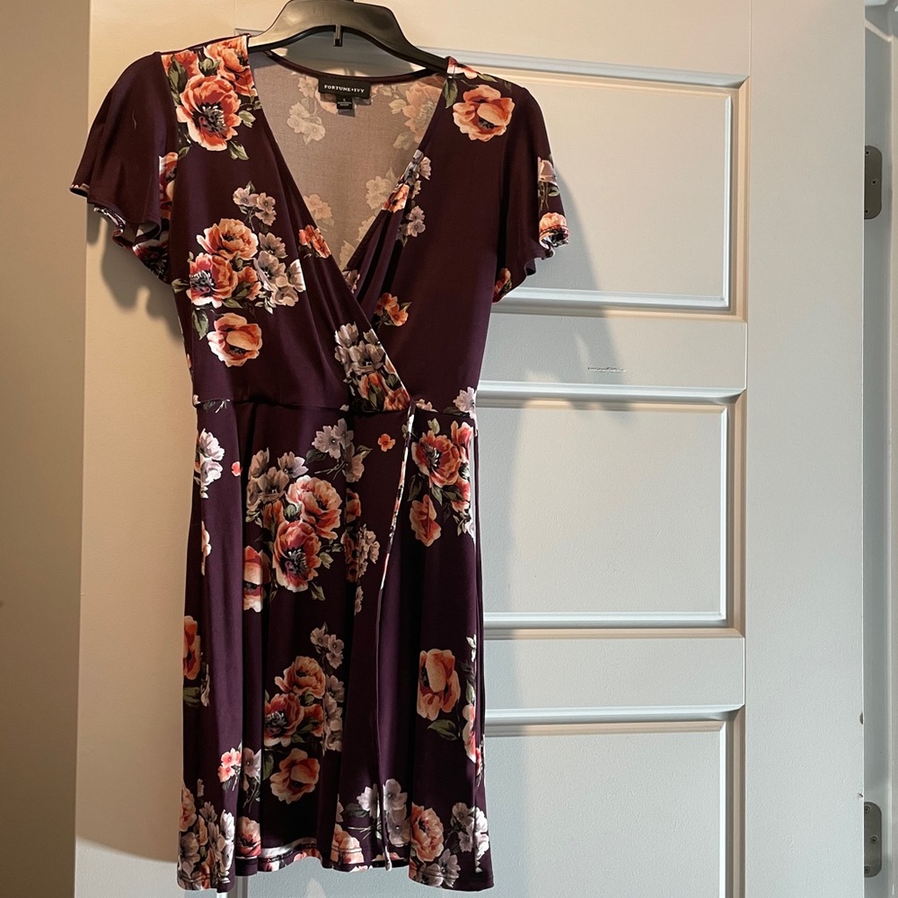 Floral short sleeve dress